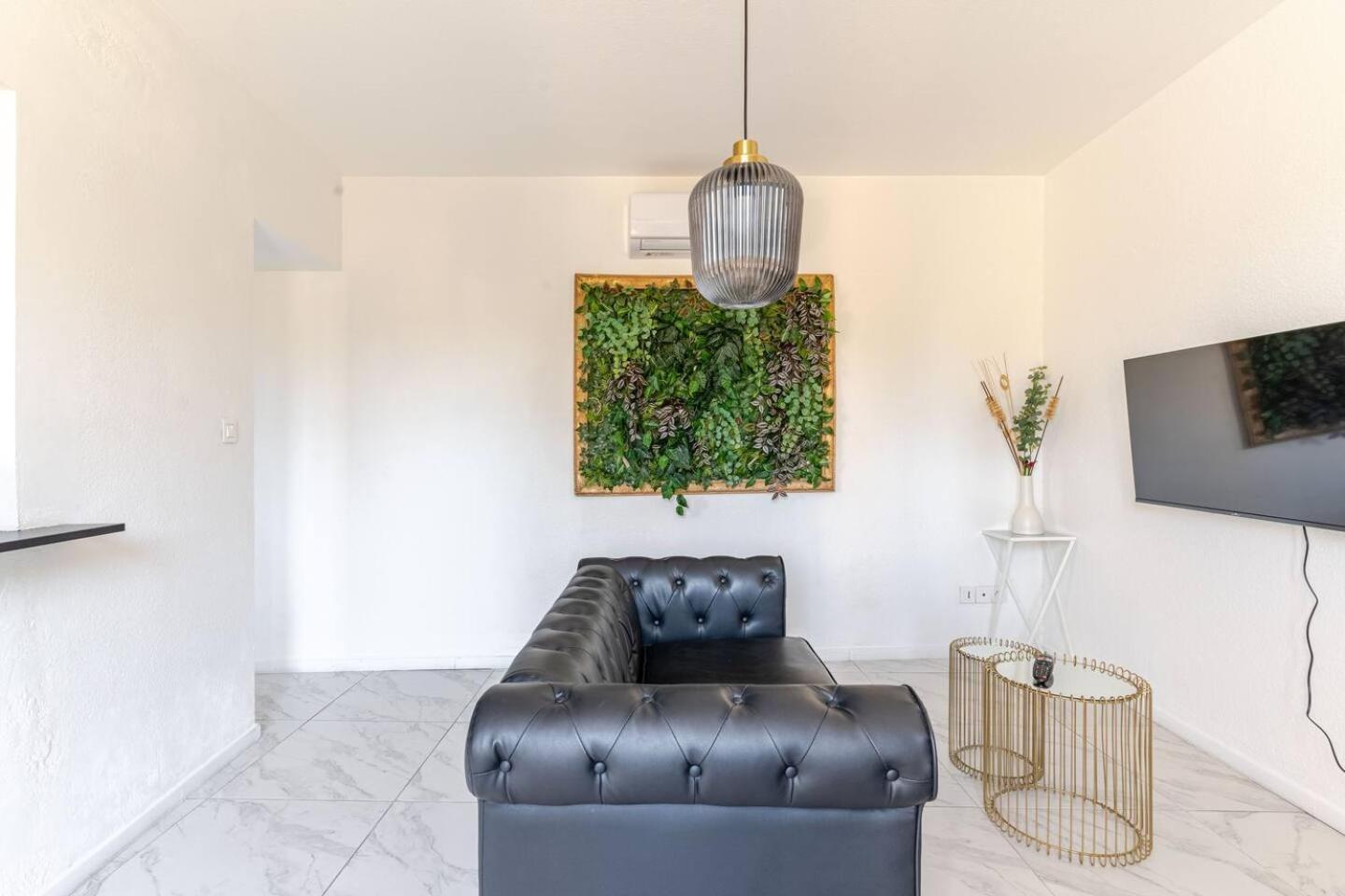 Tavernes La Suite - Loft Spa מראה חיצוני תמונה